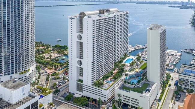 Building Photo - 1717 N Bayshore Dr