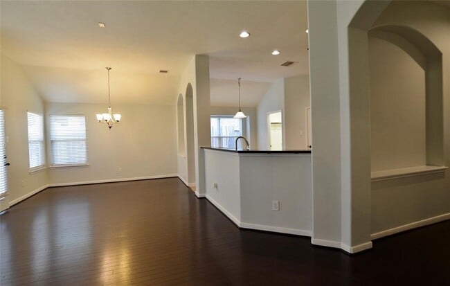 Building Photo - 11219 English Rose Trail