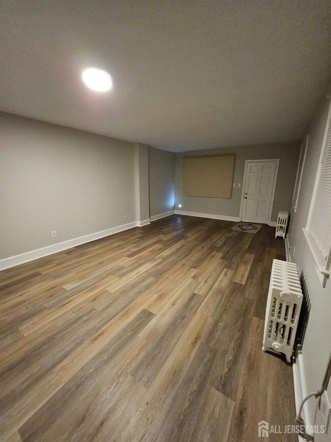 Building Photo - 74 Coley St