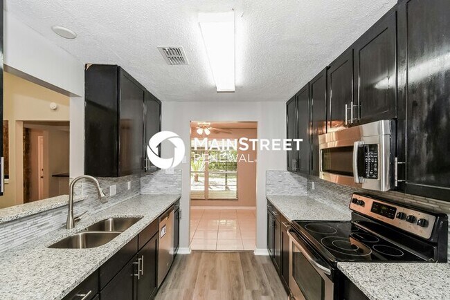Building Photo - 1008 Turtle Creek Dr S