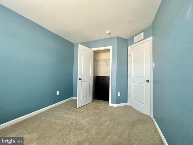 Building Photo - 1155 Carinoso Cir