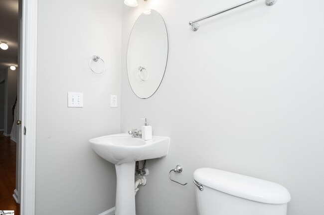 Building Photo - 113 Carissa Ct