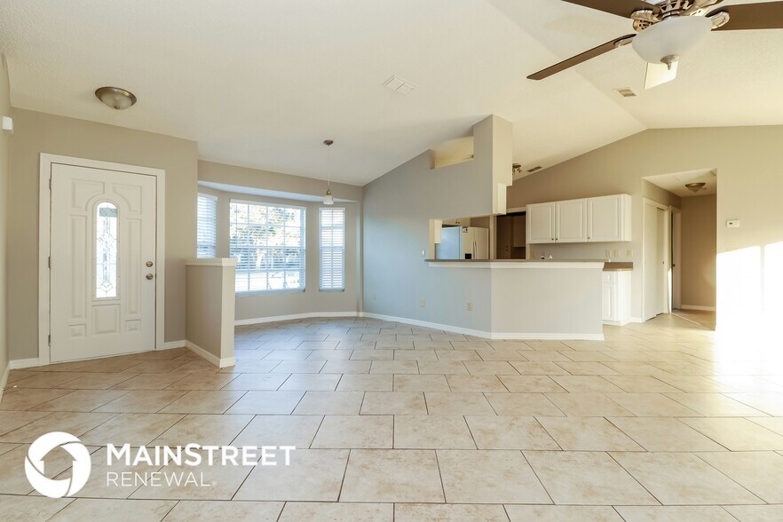 Building Photo - 8318 Colma St