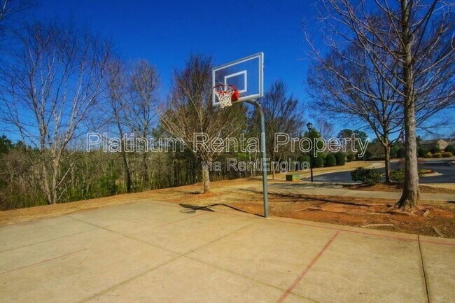 Building Photo - 5115 Roseman Trail