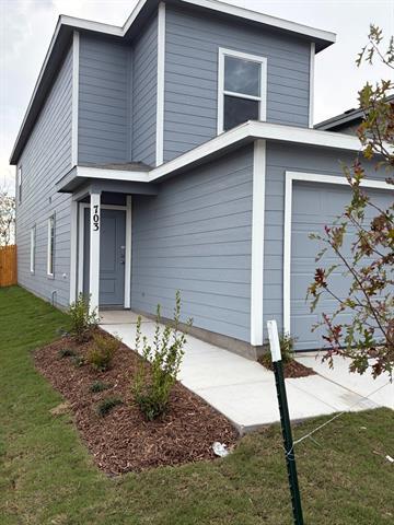 Building Photo - 703 Sandhill Crane Ln