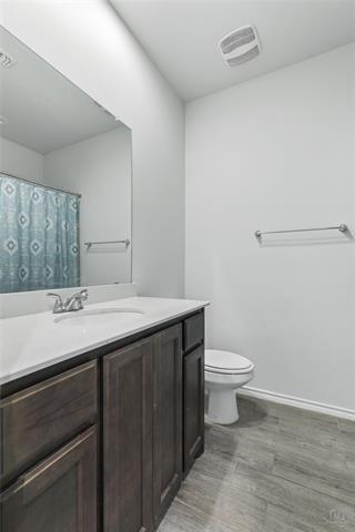 Building Photo - 1704 Emilia Dr