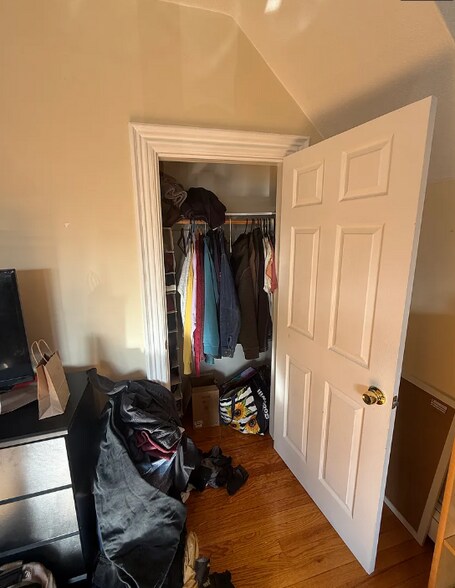 Building Photo - 36 Pratt St