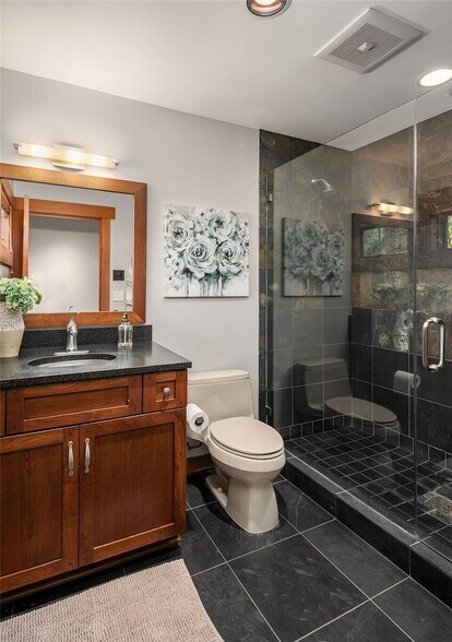 Personal Bath - 3303 142nd Pl NE