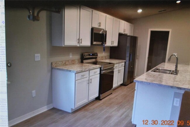 Building Photo - 7172 Twisting Pines Lp