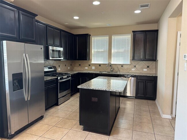 Building Photo - 7220 Wyoming Springs Dr