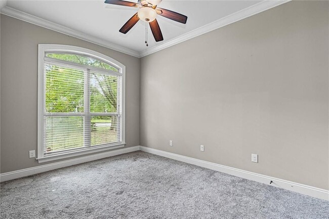 Building Photo - 914 Henckley Ave