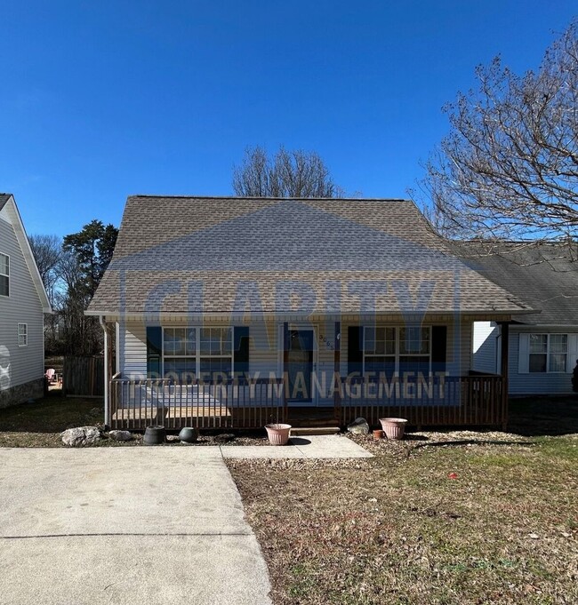 Primary Photo - 3 bedroom home in Holly Brook Subdivision!