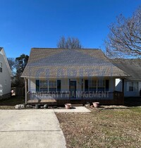 Building Photo - 3 bedroom home in Holly Brook Subdivision!