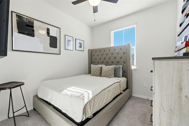 Building Photo - 4393 Small Creek Rd