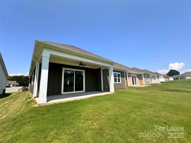 Building Photo - 4622 Kobus Ct.