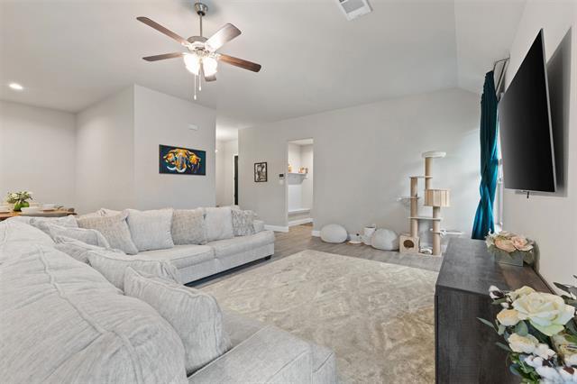 Building Photo - 1029 Greencove Dr
