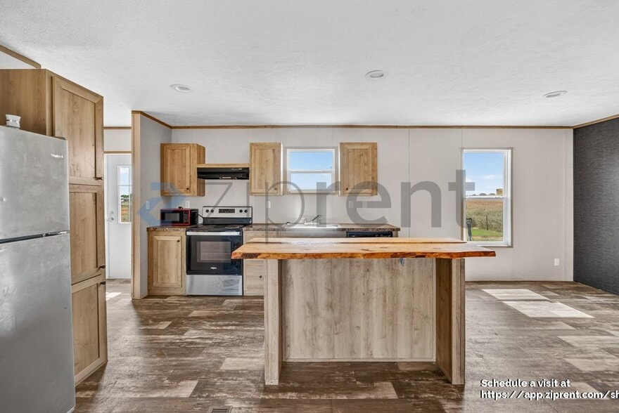 Building Photo - 4715 FM476