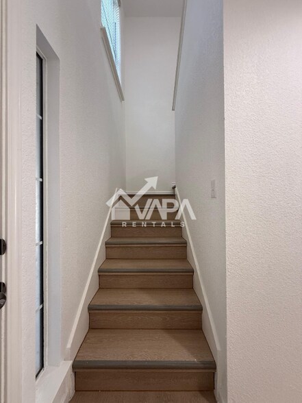 Building Photo - 4915 Brazoswood