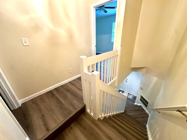 Building Photo - 5732 Prescott Ct