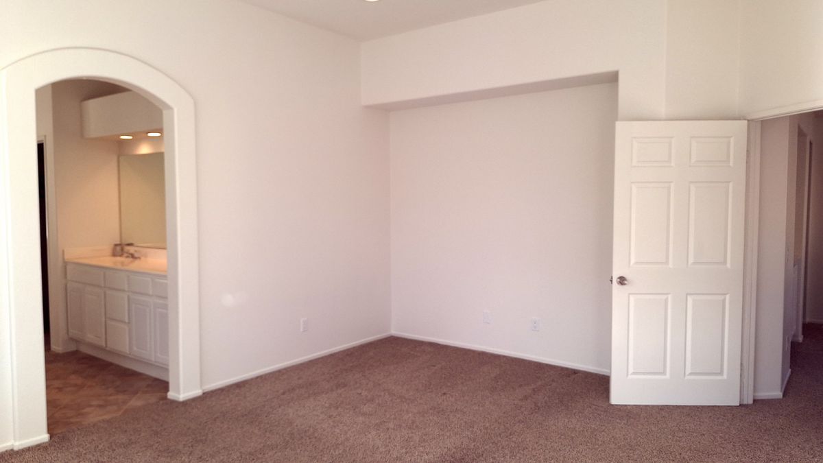 Building Photo - 24799 Benetta Ct