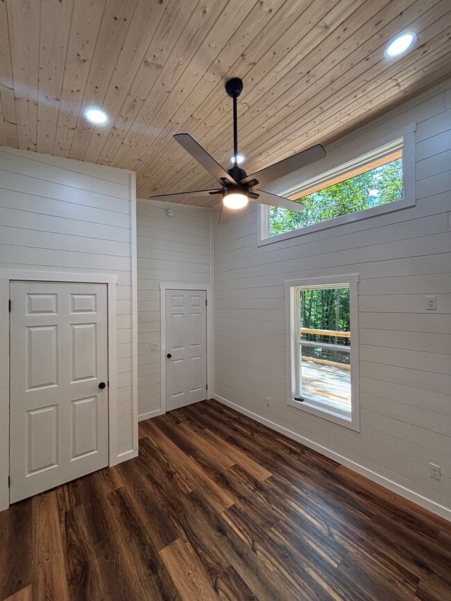 Building Photo - Brand New Tiny Home in Central Rutledge - ...