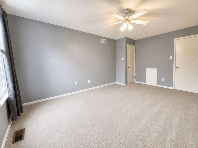 Building Photo - 46 Bark Hollow Ln