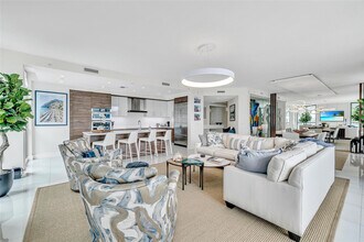 Building Photo - 100 E Las Olas Blvd