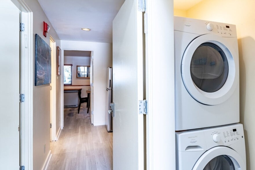 Building Photo - 4323 VT-108