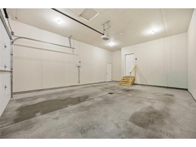 Building Photo - 4759 32nd St S