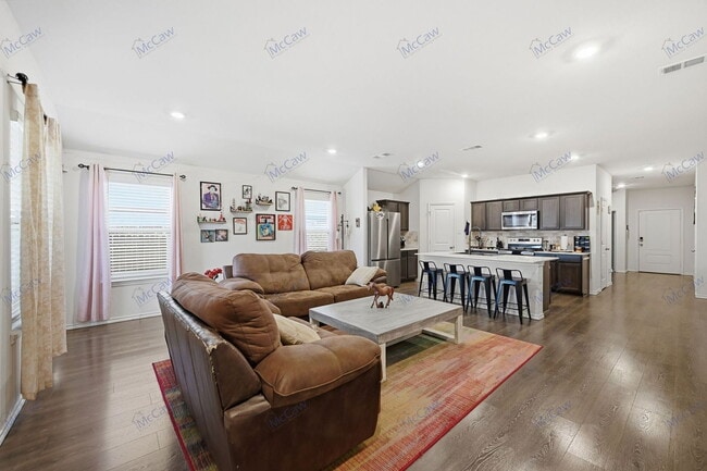 Building Photo - 1212 Briar Hl Dr