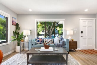 Building Photo - 4042 1st Ave NE