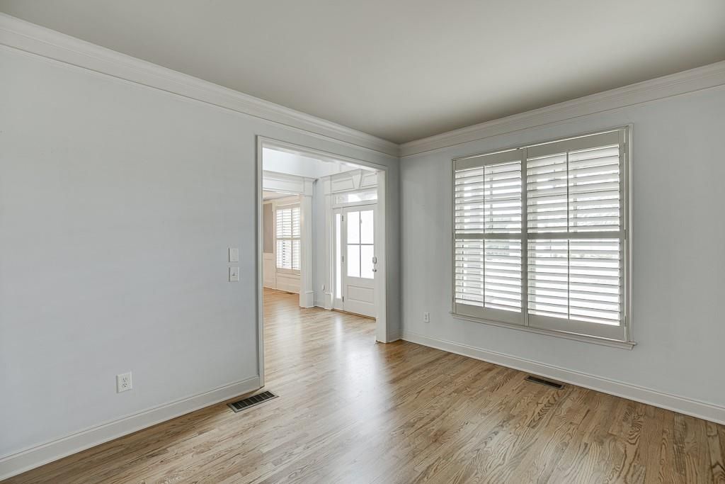 Building Photo - 4537 Grandview Pkwy