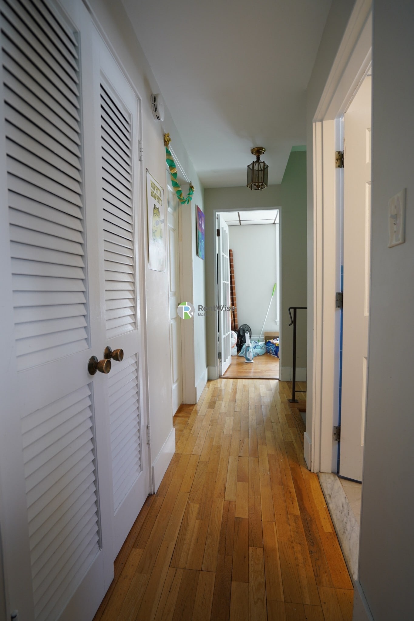 Building Photo - 27 Emery St