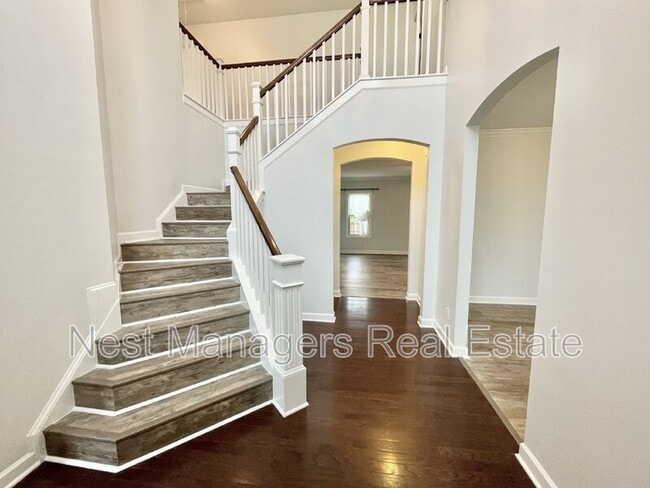 Building Photo - 3037 Eaglecrest Ln