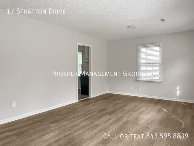 Building Photo - 17 Stratton Dr