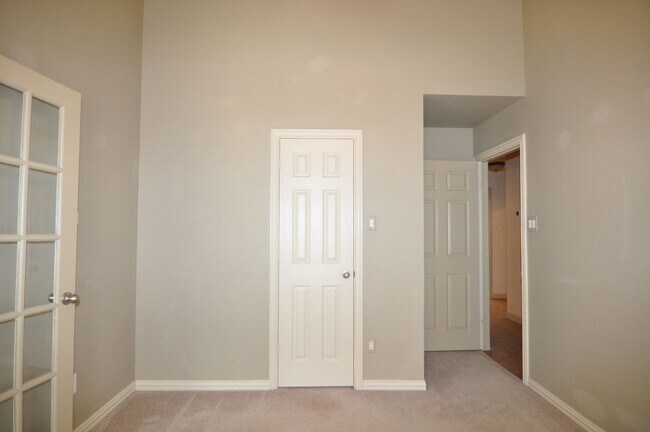 Building Photo - Stunning 4-2-2 in Ft. Worth – Keller ISD!
