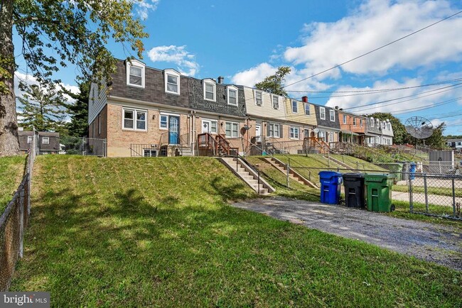 Building Photo - 5919 Daywalt Ave