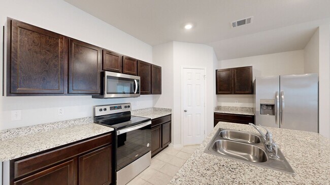 Building Photo - 9606 Falme Ln
