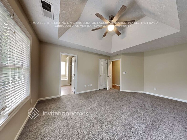Building Photo - 4465 High Gate Dr NW