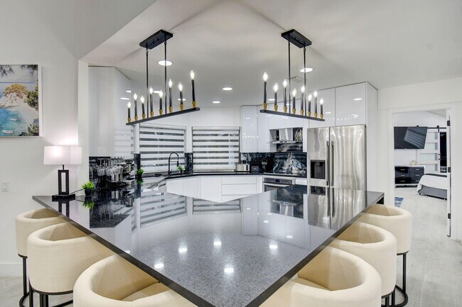 Building Photo - 13302 Doubletree Cir