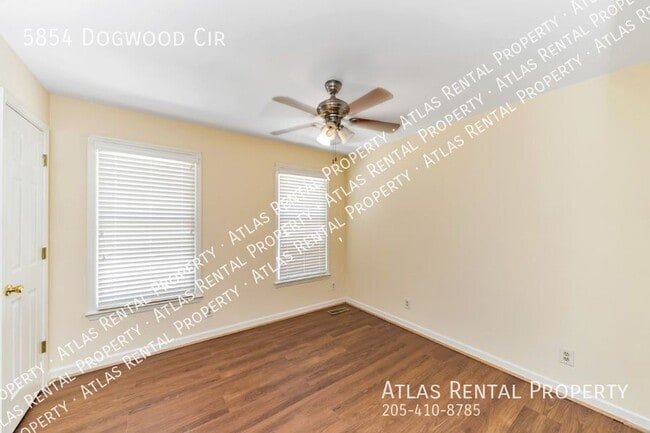 Building Photo - 5854 Dogwood Cir