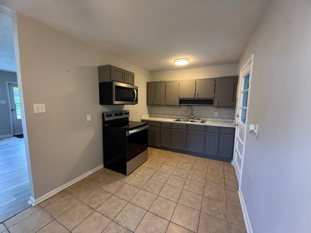 Building Photo - 1012 Meadowbrook Blvd