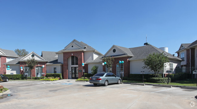 Building Photo - Sprucewood Apartments