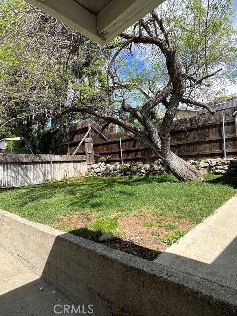 Building Photo - 3633 4th St