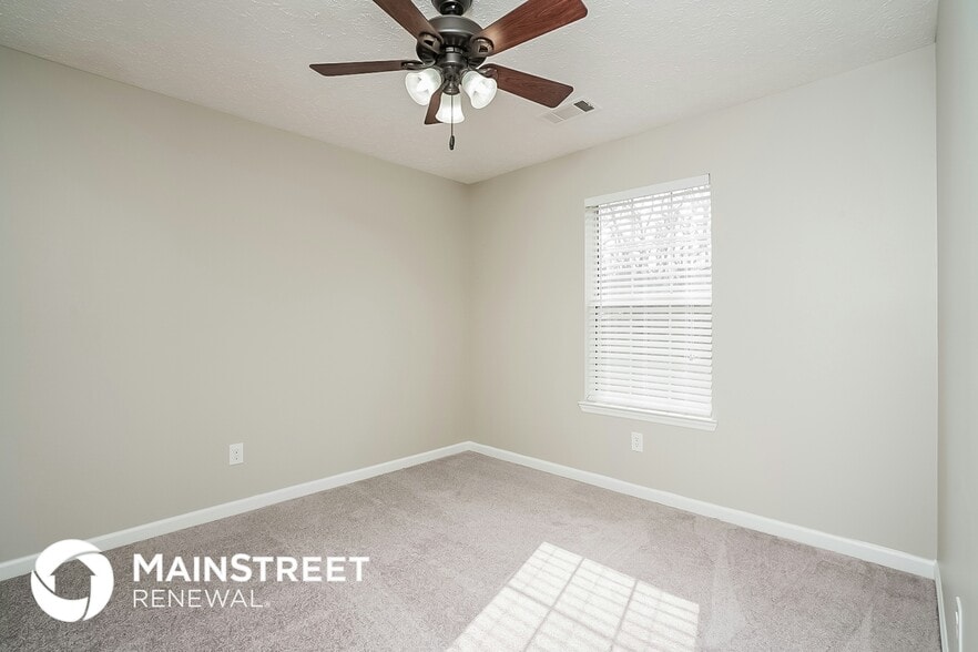 Building Photo - 1425 Aaronwood Dr