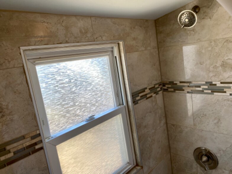 Building Photo - 3405 40th Ave