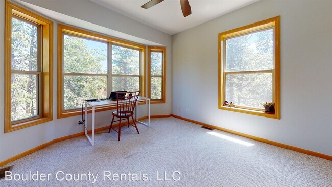Building Photo - 4 br, 2 bath House - 10 Shoshoni Way