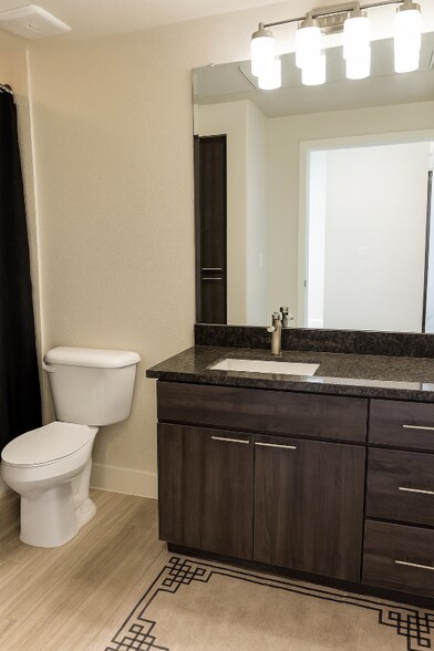 Building Photo - 15509 N Scottsdale Rd