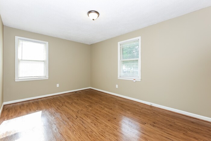 Building Photo - 24 Prestbury Dr