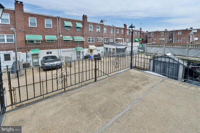 Building Photo - 2019 S Etting St